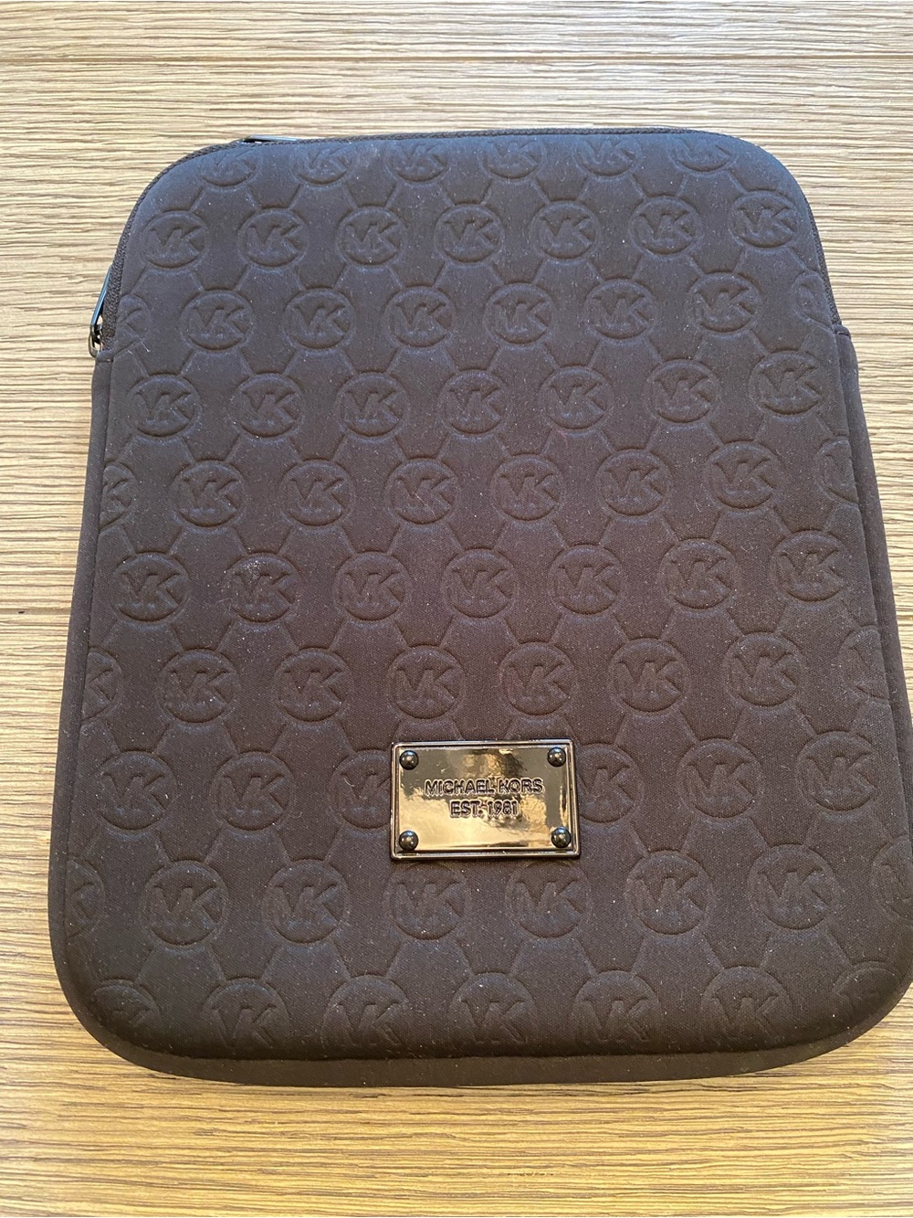 MK MICHAEL KORS Electronics Black Neoprene logo I pad case.